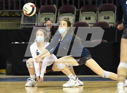 Thumbnail 1 in University @ Lamar (CHSAA 3A Playoff) photogallery.