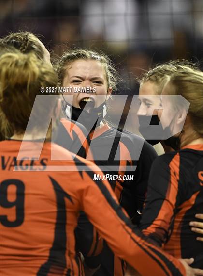Thumbnail 3 in University @ Lamar (CHSAA 3A Playoff) photogallery.