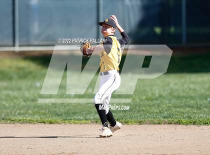 Thumbnail 2 in Del Oro @ Oak Ridge photogallery.