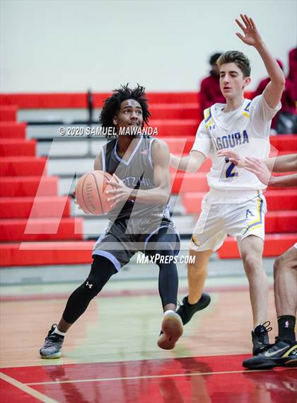 Thumbnail 3 in  Agoura vs Quartz Hill photogallery.