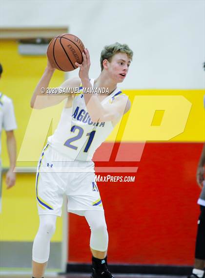 Thumbnail 1 in  Agoura vs Quartz Hill photogallery.