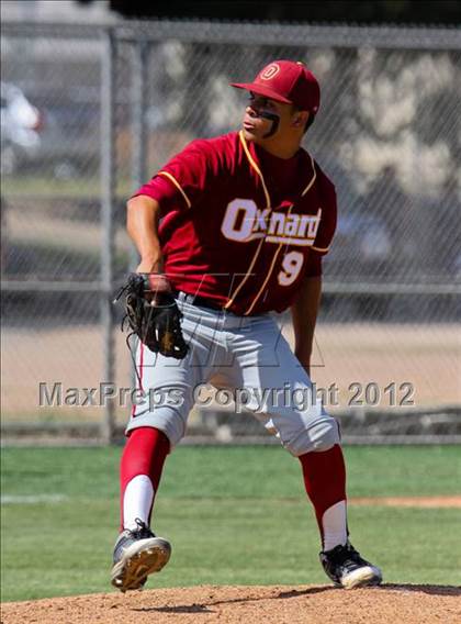 Thumbnail 1 in Oxnard @ Saugus (CIF SS Playoffs) photogallery.