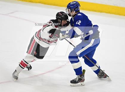 Thumbnail 3 in Darien vs. New Canaan (CIAC DI Final) photogallery.