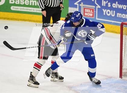 Thumbnail 3 in Darien vs. New Canaan (CIAC DI Final) photogallery.