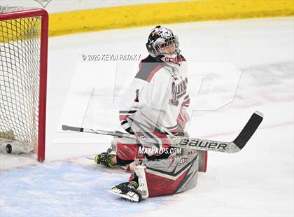 Thumbnail 2 in Darien vs. New Canaan (CIAC DI Final) photogallery.