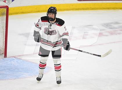 Thumbnail 1 in Darien vs. New Canaan (CIAC DI Final) photogallery.