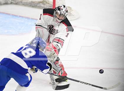 Thumbnail 1 in Darien vs. New Canaan (CIAC DI Final) photogallery.