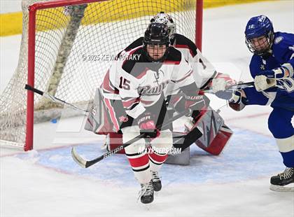 Thumbnail 3 in Darien vs. New Canaan (CIAC DI Final) photogallery.