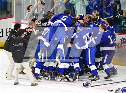 Thumbnail 2 in Darien vs. New Canaan (CIAC DI Final) photogallery.