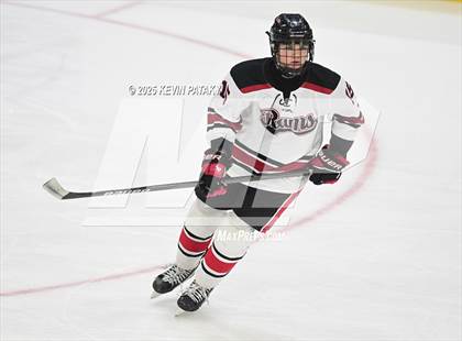 Thumbnail 1 in Darien vs. New Canaan (CIAC DI Final) photogallery.