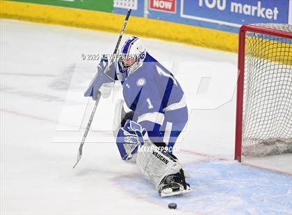 Thumbnail 3 in Darien vs. New Canaan (CIAC DI Final) photogallery.