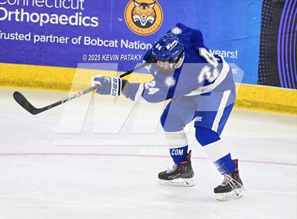 Thumbnail 2 in Darien vs. New Canaan (CIAC DI Final) photogallery.