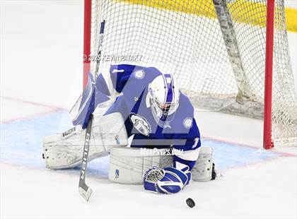 Thumbnail 3 in Darien vs. New Canaan (CIAC DI Final) photogallery.