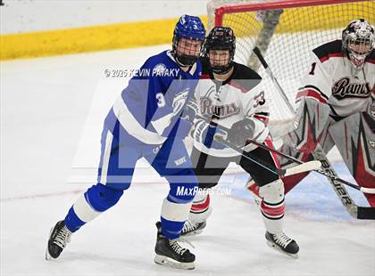 Thumbnail 3 in Darien vs. New Canaan (CIAC DI Final) photogallery.