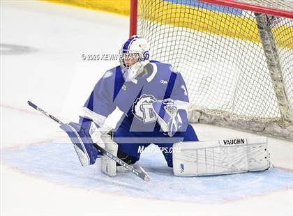 Thumbnail 2 in Darien vs. New Canaan (CIAC DI Final) photogallery.