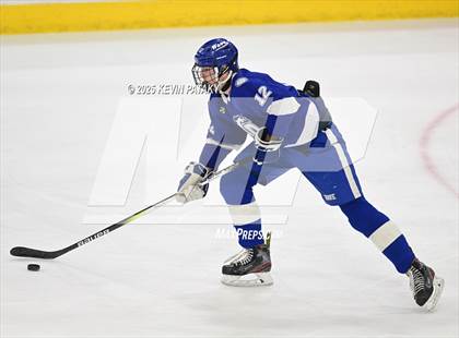 Thumbnail 2 in Darien vs. New Canaan (CIAC DI Final) photogallery.