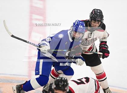 Thumbnail 2 in Darien vs. New Canaan (CIAC DI Final) photogallery.