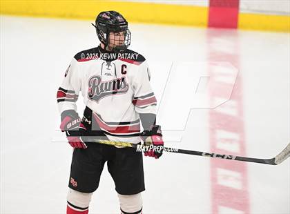Thumbnail 3 in Darien vs. New Canaan (CIAC DI Final) photogallery.