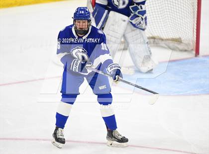 Thumbnail 3 in Darien vs. New Canaan (CIAC DI Final) photogallery.