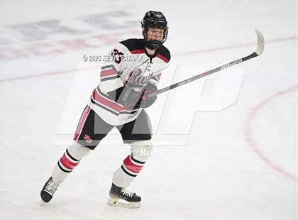 Thumbnail 1 in Darien vs. New Canaan (CIAC DI Final) photogallery.