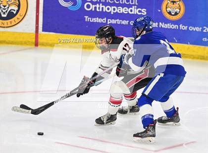 Thumbnail 2 in Darien vs. New Canaan (CIAC DI Final) photogallery.