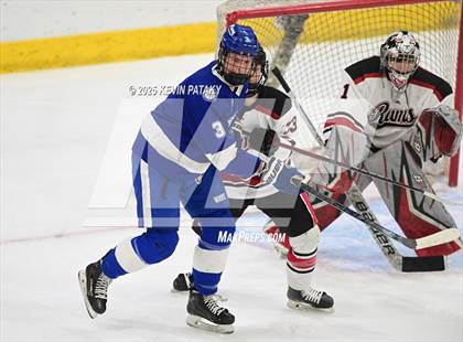 Thumbnail 1 in Darien vs. New Canaan (CIAC DI Final) photogallery.