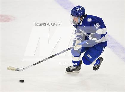 Thumbnail 1 in Darien vs. New Canaan (CIAC DI Final) photogallery.