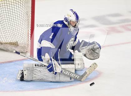 Thumbnail 1 in Darien vs. New Canaan (CIAC DI Final) photogallery.
