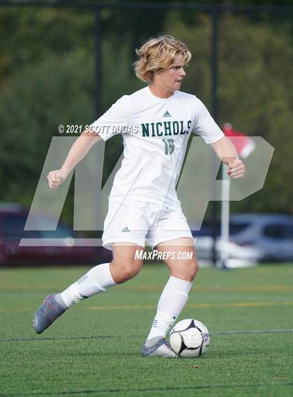Thumbnail 1 in Nichols @ Clarence photogallery.