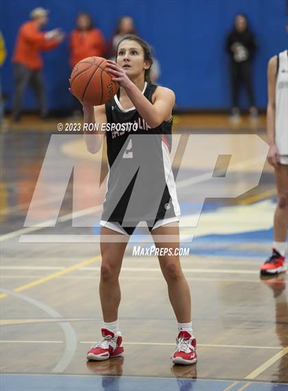 Thumbnail 2 in Kings Park vs East Islip (NYSPHSAA Section XI Class AA Semifinal) photogallery.