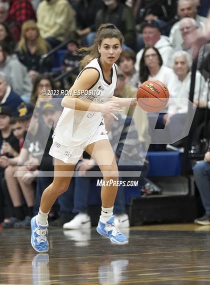 Thumbnail 3 in Kings Park vs East Islip (NYSPHSAA Section XI Class AA Semifinal) photogallery.