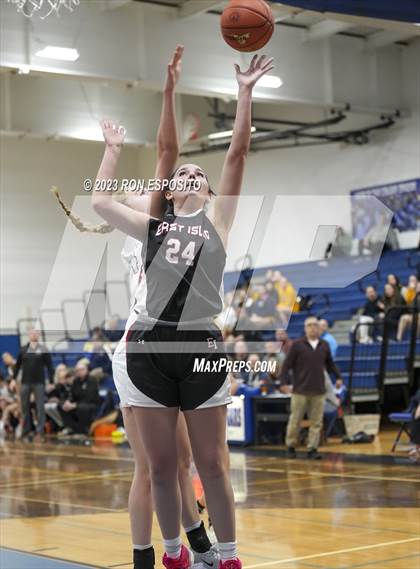 Thumbnail 3 in Kings Park vs East Islip (NYSPHSAA Section XI Class AA Semifinal) photogallery.