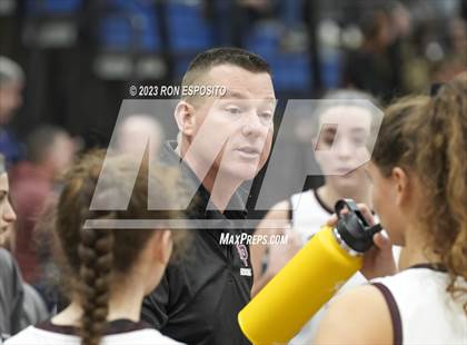 Thumbnail 3 in Kings Park vs East Islip (NYSPHSAA Section XI Class AA Semifinal) photogallery.