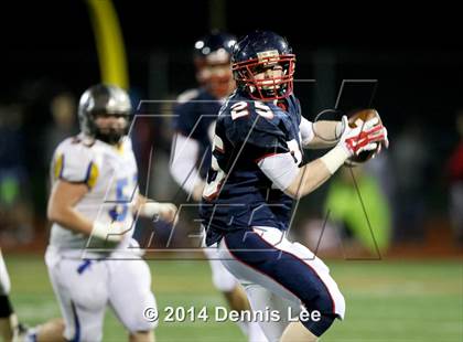Thumbnail 1 in Campolindo vs. Sutter (CIF NorCal Regional D3 Final) photogallery.