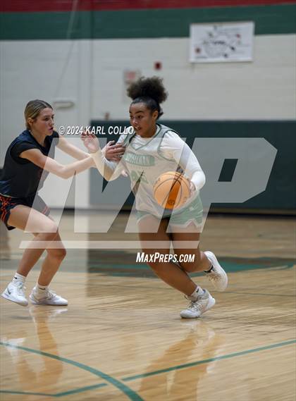 Thumbnail 3 in Musselman vs Clarke County (Scrimmage) photogallery.