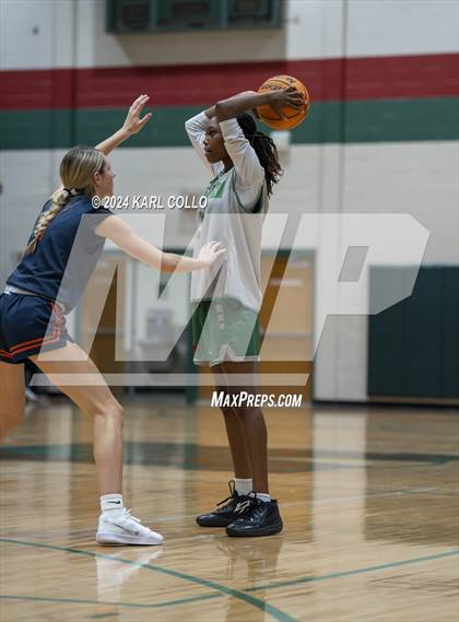 Thumbnail 3 in Musselman vs Clarke County (Scrimmage) photogallery.