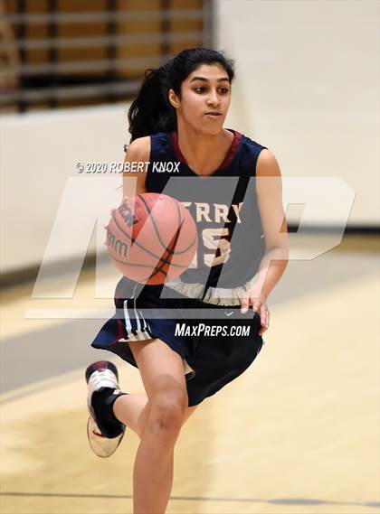 Thumbnail 3 in Perry @ Hamilton photogallery.