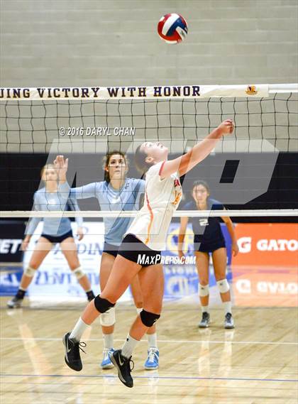 Thumbnail 3 in Valley Christian vs. Cathedral Catholic (CIF State D2 Final) photogallery.