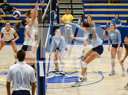 Thumbnail 3 in Valley Christian vs. Cathedral Catholic (CIF State D2 Final) photogallery.