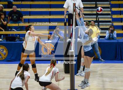 Thumbnail 2 in Valley Christian vs. Cathedral Catholic (CIF State D2 Final) photogallery.