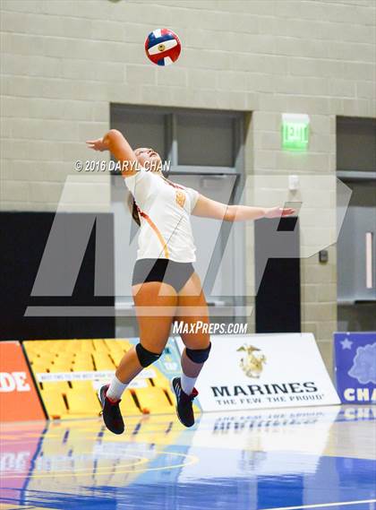 Thumbnail 2 in Valley Christian vs. Cathedral Catholic (CIF State D2 Final) photogallery.