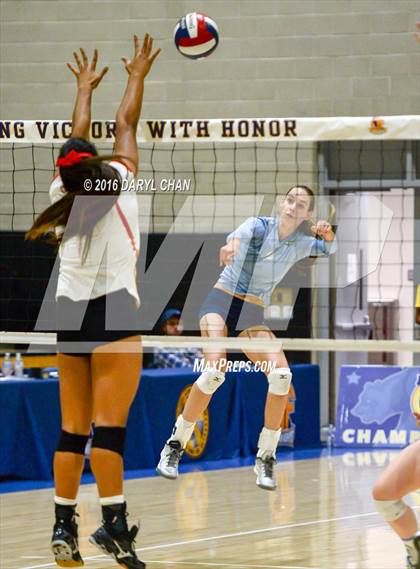 Thumbnail 2 in Valley Christian vs. Cathedral Catholic (CIF State D2 Final) photogallery.