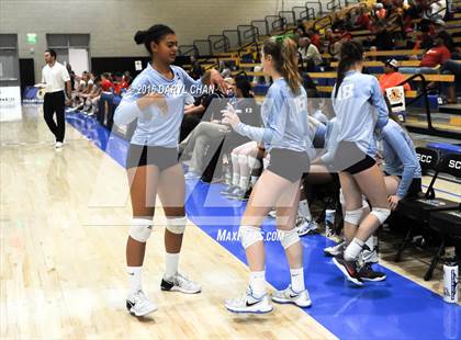 Thumbnail 3 in Valley Christian vs. Cathedral Catholic (CIF State D2 Final) photogallery.