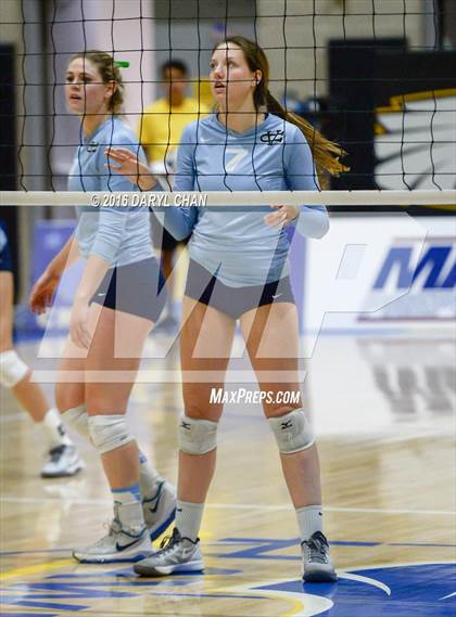 Thumbnail 3 in Valley Christian vs. Cathedral Catholic (CIF State D2 Final) photogallery.