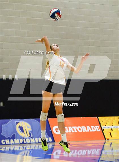 Thumbnail 2 in Valley Christian vs. Cathedral Catholic (CIF State D2 Final) photogallery.