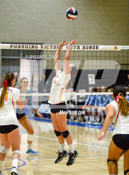 Thumbnail 3 in Valley Christian vs. Cathedral Catholic (CIF State D2 Final) photogallery.