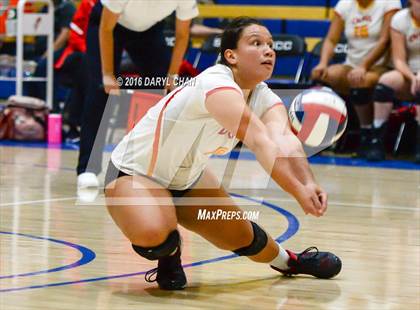 Thumbnail 3 in Valley Christian vs. Cathedral Catholic (CIF State D2 Final) photogallery.