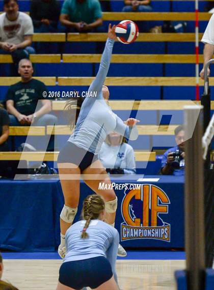 Thumbnail 3 in Valley Christian vs. Cathedral Catholic (CIF State D2 Final) photogallery.