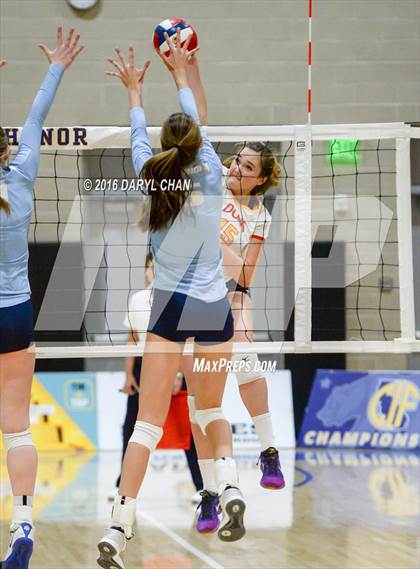 Thumbnail 3 in Valley Christian vs. Cathedral Catholic (CIF State D2 Final) photogallery.