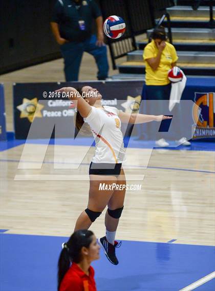 Thumbnail 3 in Valley Christian vs. Cathedral Catholic (CIF State D2 Final) photogallery.